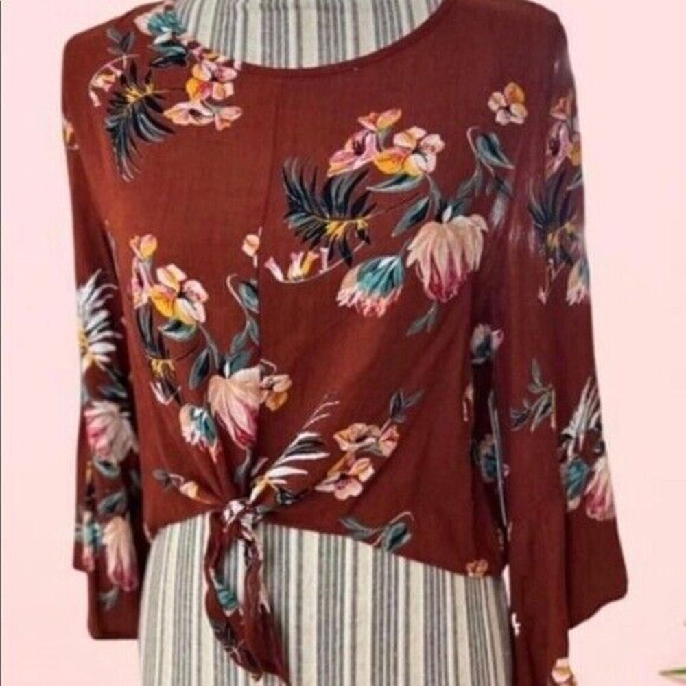 Lizard Thicket Tatum Tie Womens Bell Sleeve Long Sleeve Red Floral Top (S)